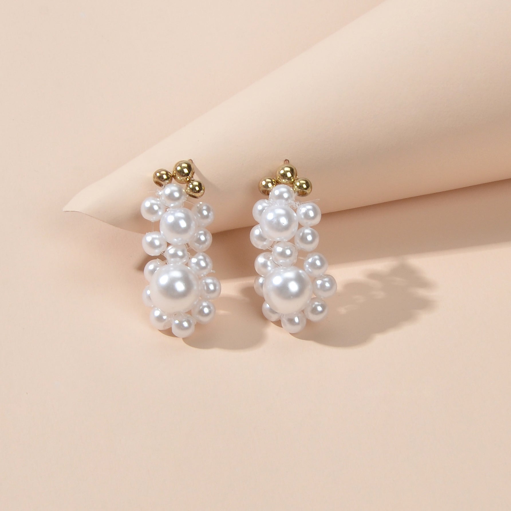 Vintage Pearl Stud Earrings